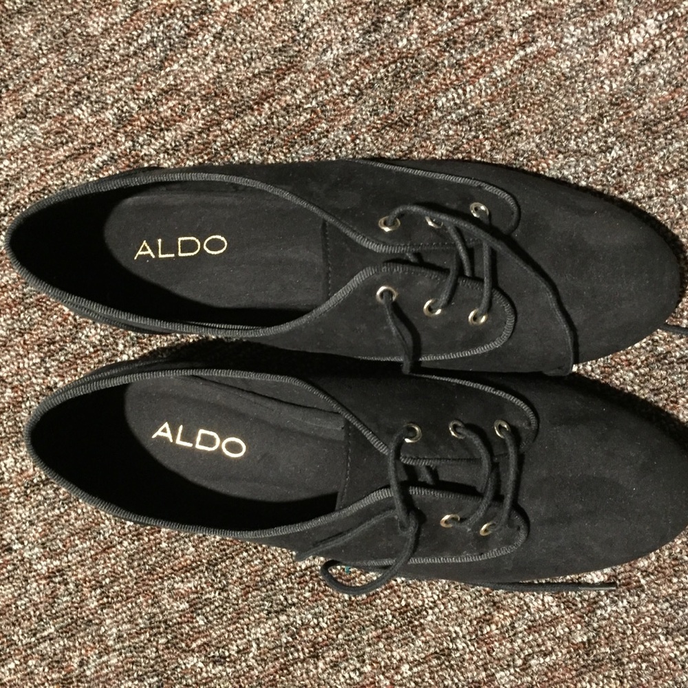 Aldo Black Suede Lace-Up Flats